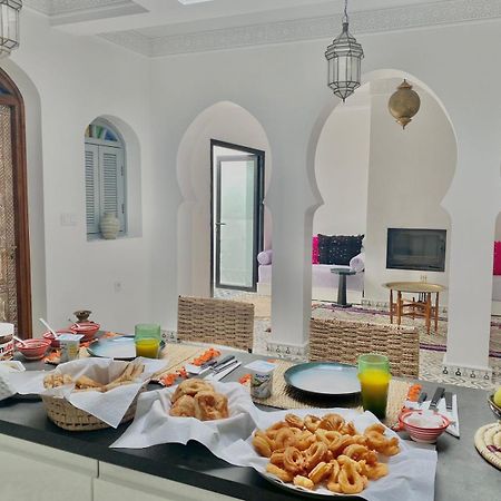 Dar Narjis Bed & Breakfast Asilah Bagian luar foto